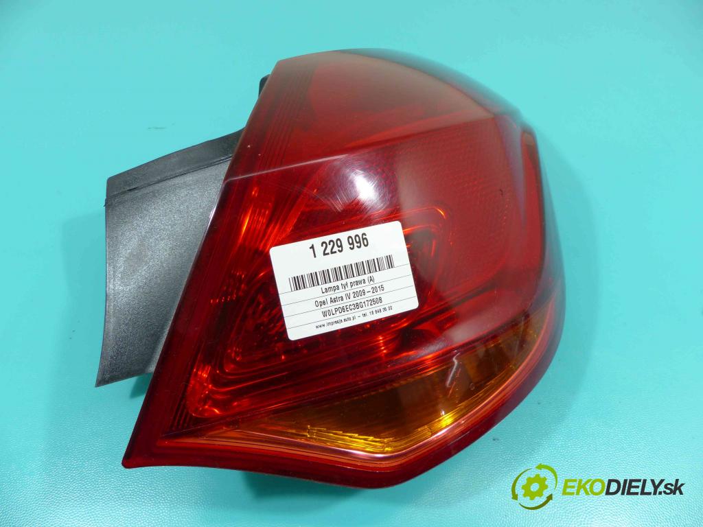 Opel Astra IV 2009-2015 1.4 T 140 HP manual 103 kW 1364 cm3 5- svetlo / reflektor zadné pravé  (Kľučka dverí ostatné)