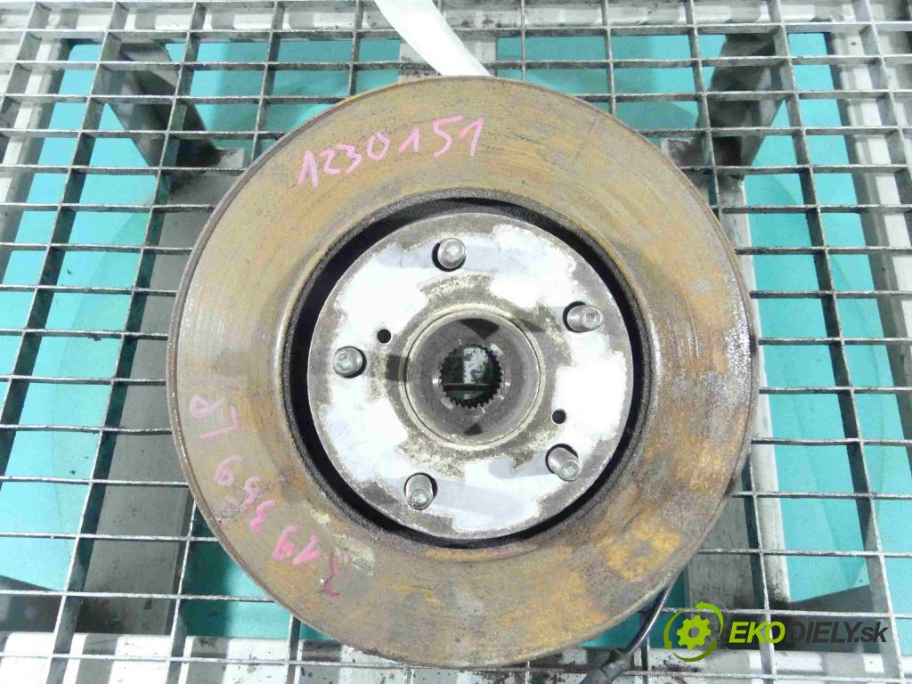 Toyota Avensis III T27 2009-2018 2.0 D4D 126 HP manual 93 kW 1998 cm3 5- náboj ľavé  (Náboje)