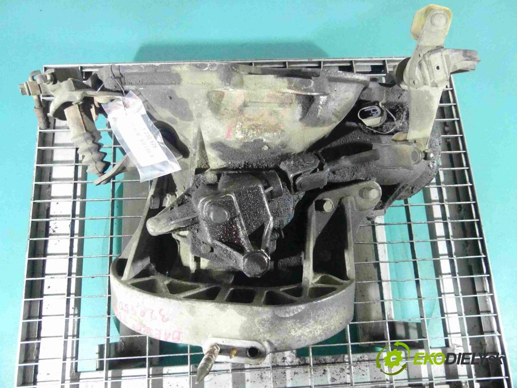 Daewoo Tacuma 2.0 16v 121KM manual 89 kW 1998 cm3 5- převodovka stupňová manual 96180859