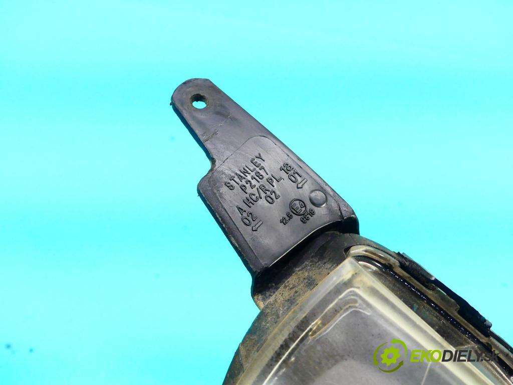 Honda Jazz II 2002-2008 1.3 83 HP manual 61 kW 1339 cm3 5- Reflektor: pravý  (Pravé)