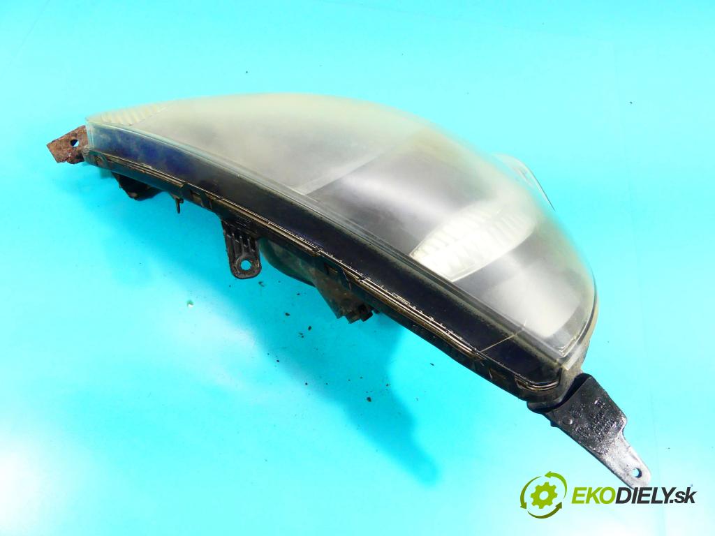 Honda Jazz II 2002-2008 1.3 83 HP manual 61 kW 1339 cm3 5- Reflektor: pravý  (Pravé)