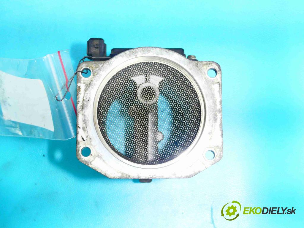 Audi A4 B5 1994-2001 1.6 SR 101 HP manual 74 kW 1595 cm3 3- průtokoměr: 037906461B (Váhy vzduchu)