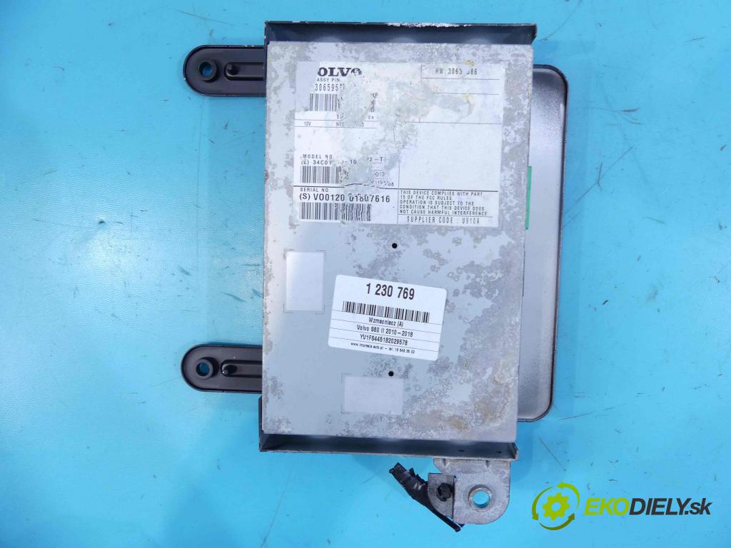 Volvo S60 II 2010-2018 2.0 T 203KM manual 149 kW 1999 cm3 4- Zesilovač:  (Zosilňovače)