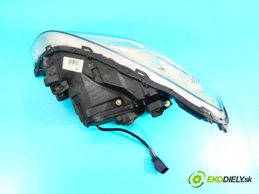 Volvo S60 II 2010-2018 2.0 T 203KM manual 149 kW 1999 cm3 4- Reflektor: pravý 89907534 (Pravé)