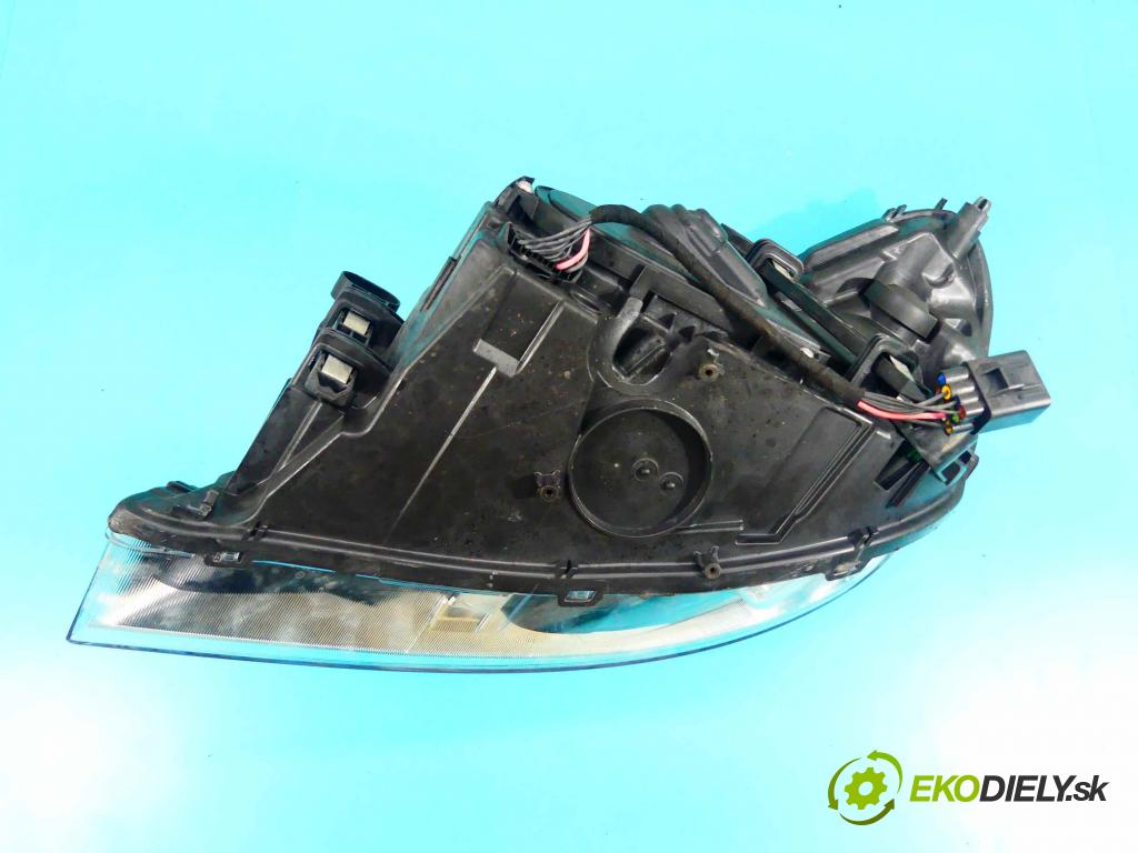 Volvo S60 II 2010-2018 2.0 T 203KM manual 149 kW 1999 cm3 4- Reflektor: pravý 89907534 (Pravé)