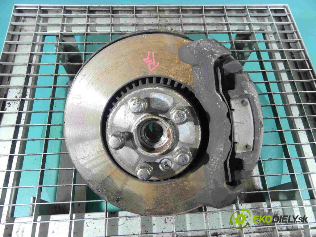 Volvo S60 II 2010-2018 2.0 T 203KM manual 149 kW 1999 cm3 4- náboj pravé  (Náboje)