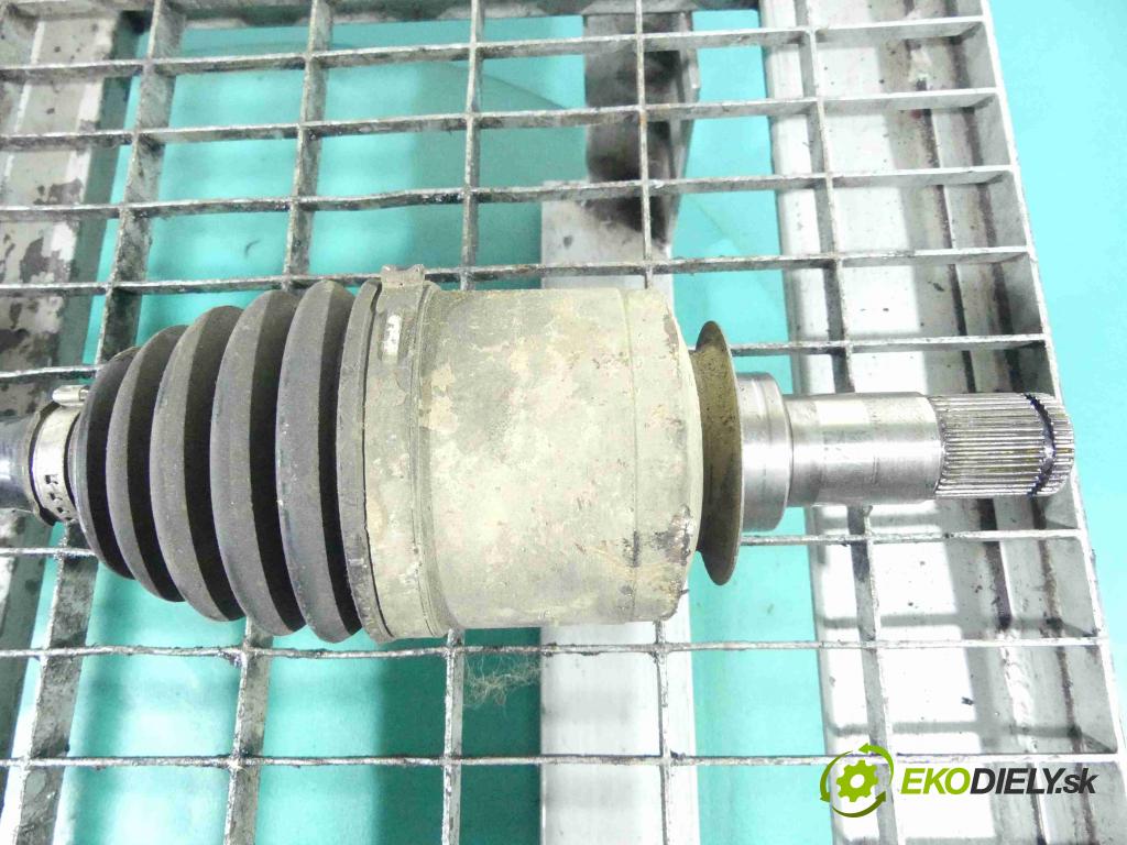 Mercedes GL I X164  2006-2012 4.0 CDI 306KM automatic 225 kW 3996 cm3 5- poloos ľavé  (Poloosy)