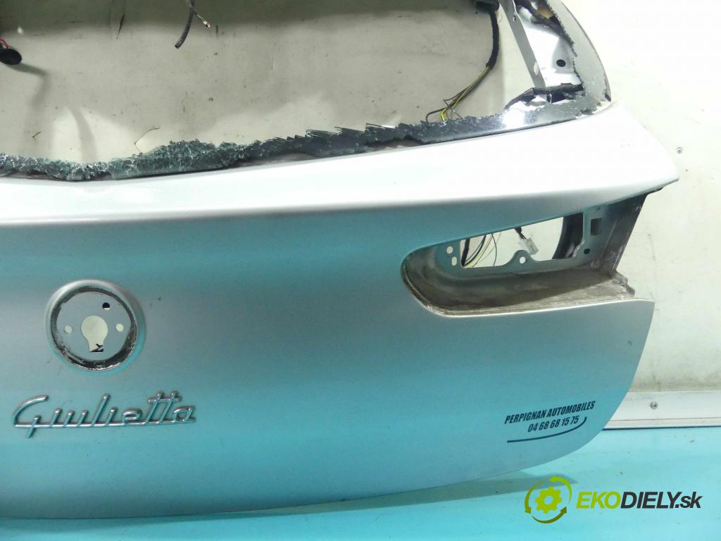 Alfa romeo Giulietta 1.4 T 170 hp manual 125 kW 1368 cm3 5- zadní kufrové dveře  (Zadní kapoty)