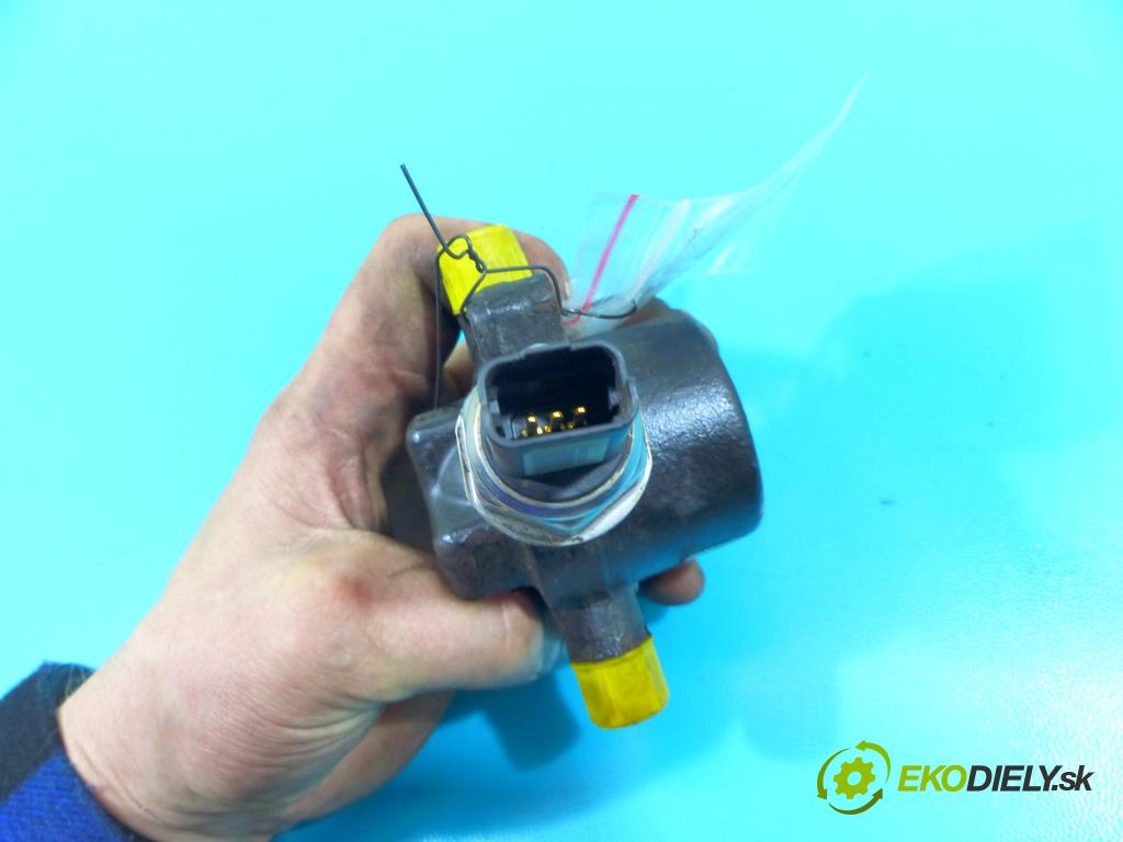 Ford Transit connect 1.8 tdci 90 HP manual 66 kW 1753 cm3 5- lišta vstrekovacia 4M5Q9D280DB (Vstrekovacie lišty)