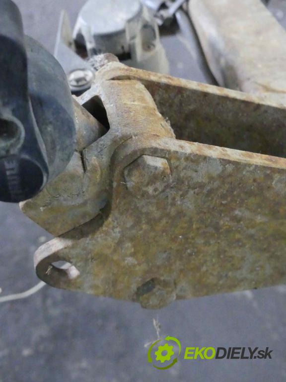 Opel Insignia A 2008-2017 2.0 cdti 131 hp manual 96 kW 1956 cm3 5- oko tažné