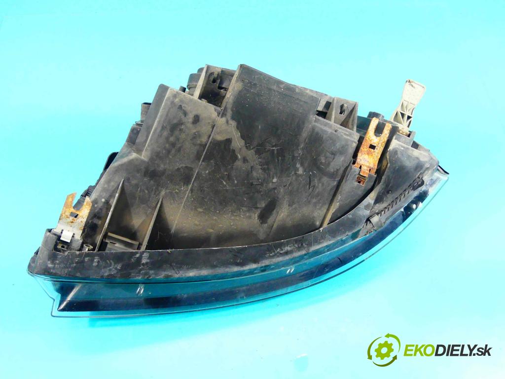 Seat Alhambra I 1996-2010 1.9 tdi 116 HP manual 85 kW 1896 cm3 5- Reflektor: pravý 7M7941016M (Pravé)