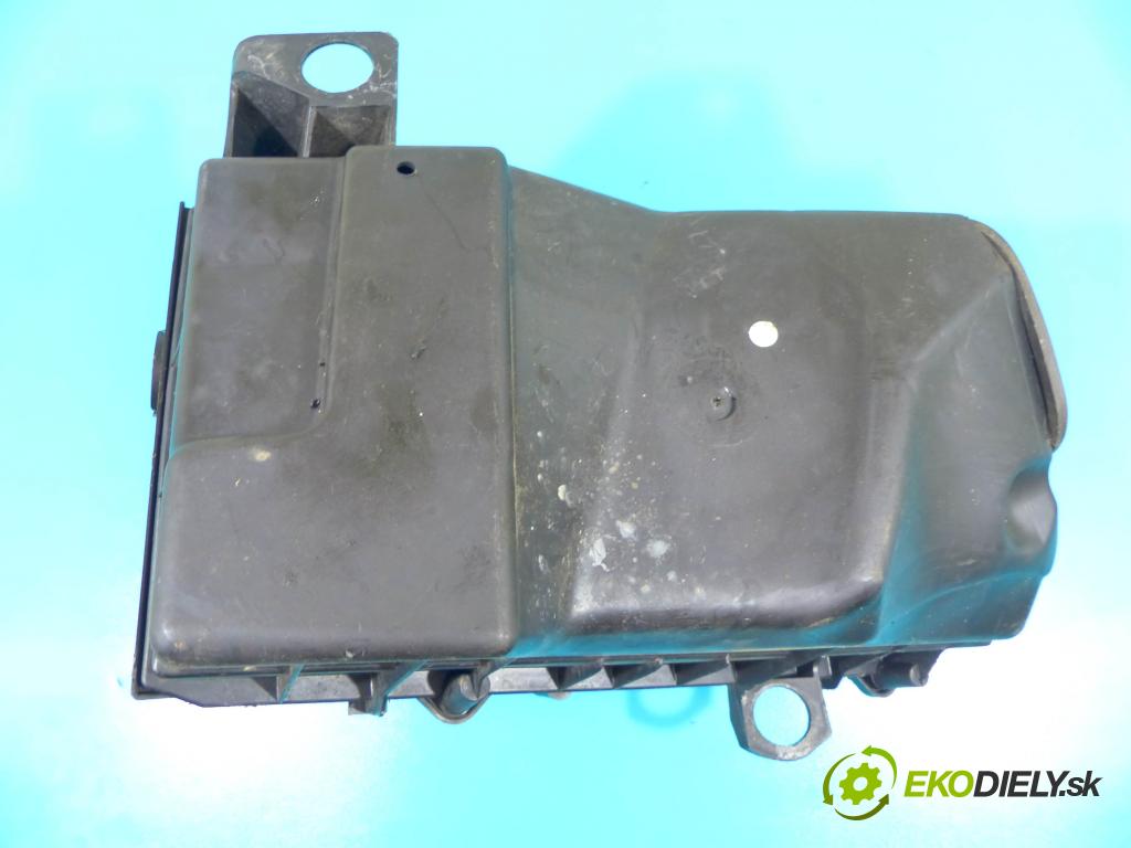 Vw New Beetle 1998-2010 2.0 116 hp manual 85 kW 1984 cm3 3- obal filtra vzduchu 1C0129607A (Kryty filtrů)