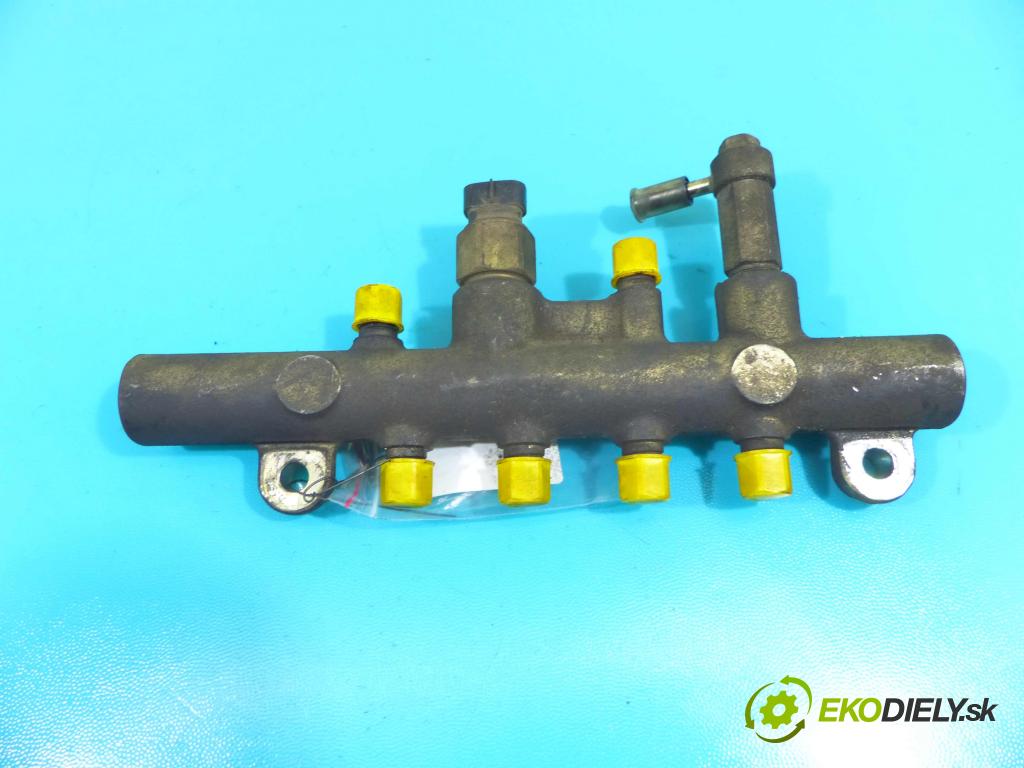 Mazda Mpv II 1999-2006 2.0 citd 136 HP manual 100 kW 1998 cm3 5- lišta vstrekovacia  (Vstrekovacie lišty)