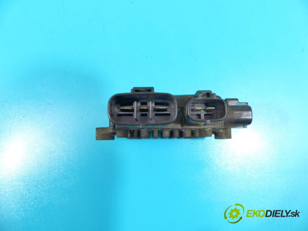 Mazda Mpv II 1999-2006 2.0 citd 136 HP manual 100 kW 1998 cm3 5- Relé:  (Relé)