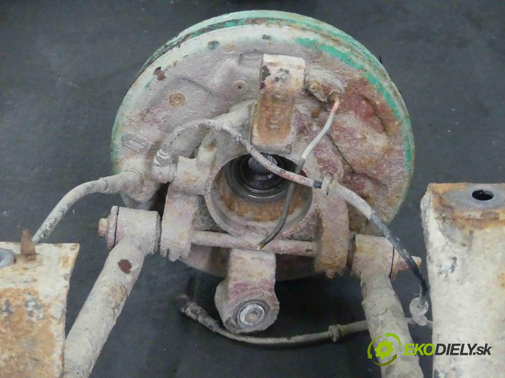 Land rover Freelander I 1998-2006 1.8 16v 120 hp manual 88 kW 1795 cm3 5- zadní výztuha