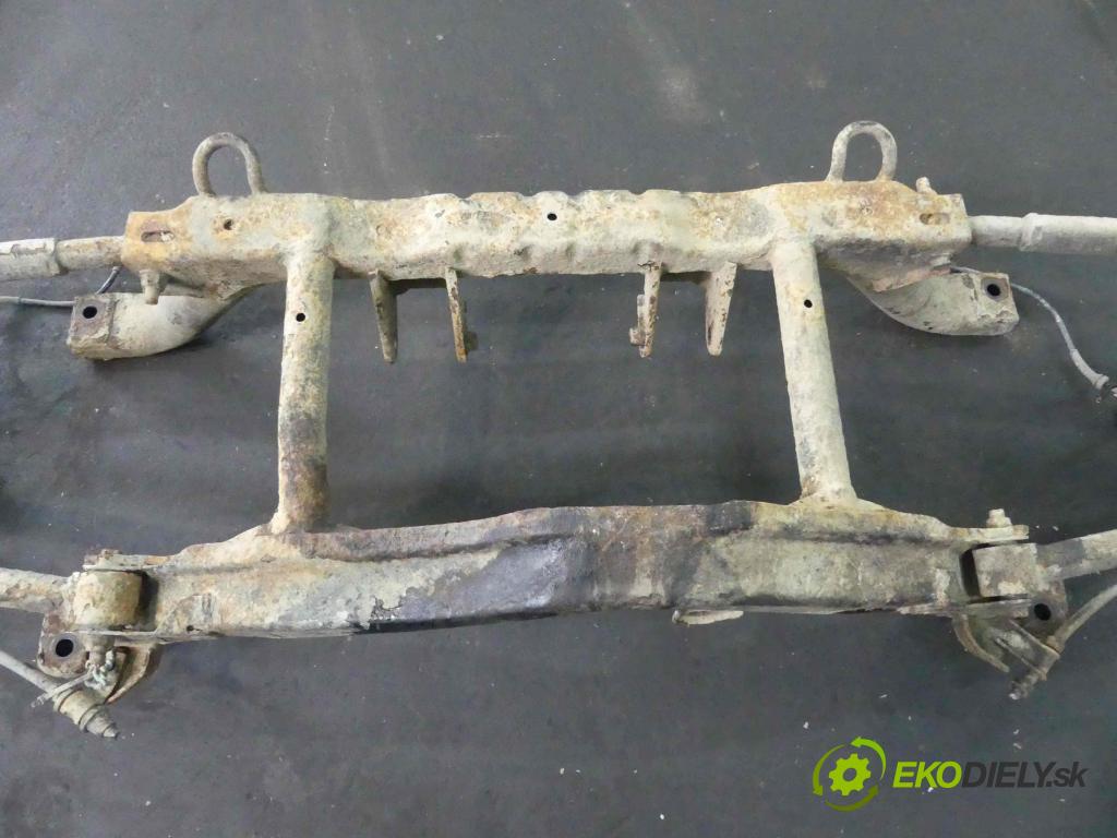 Land rover Freelander I 1998-2006 1.8 16v 120 hp manual 88 kW 1795 cm3 5- zadní výztuha