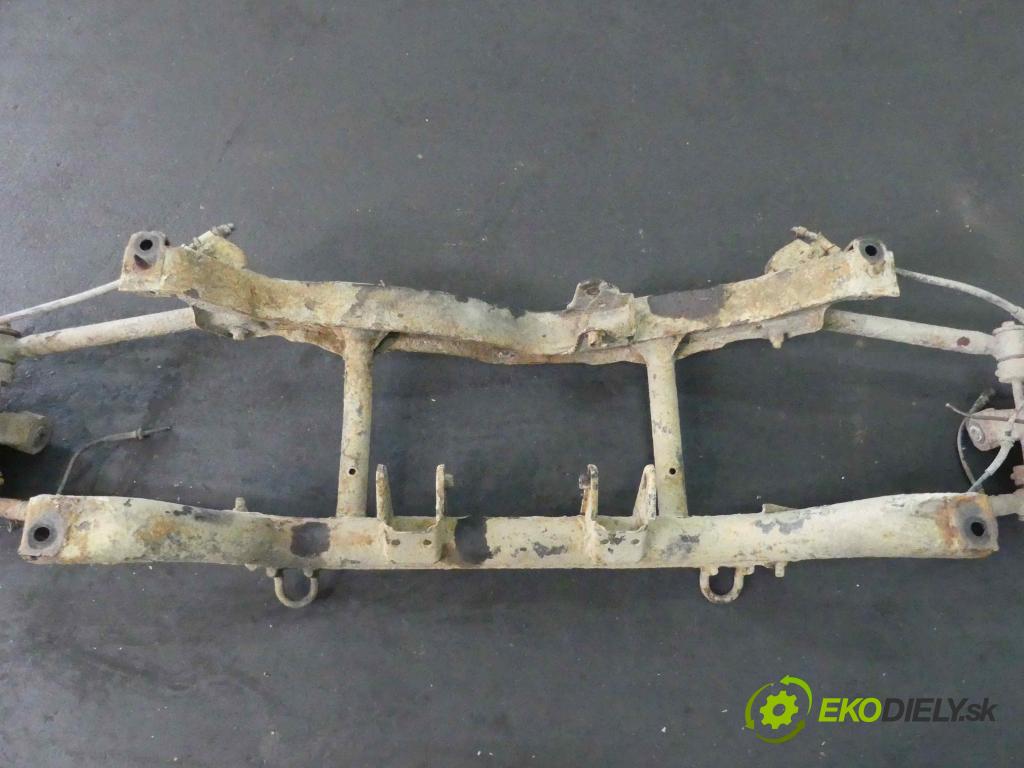 Land rover Freelander I 1998-2006 1.8 16v 120 hp manual 88 kW 1795 cm3 5- zadní výztuha