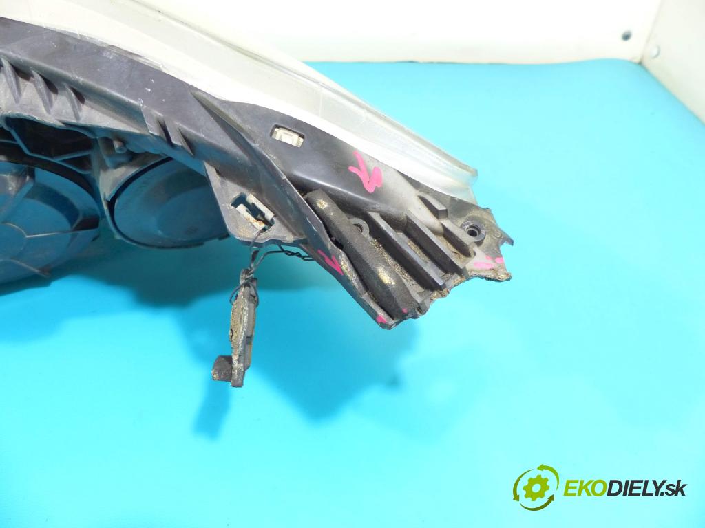 Citroen C5 II 2008-2017 2.0 hdi 136 HP automatic 100 kW 1997 cm3 5- Reflektor: pravý 9684845080 (Pravé)