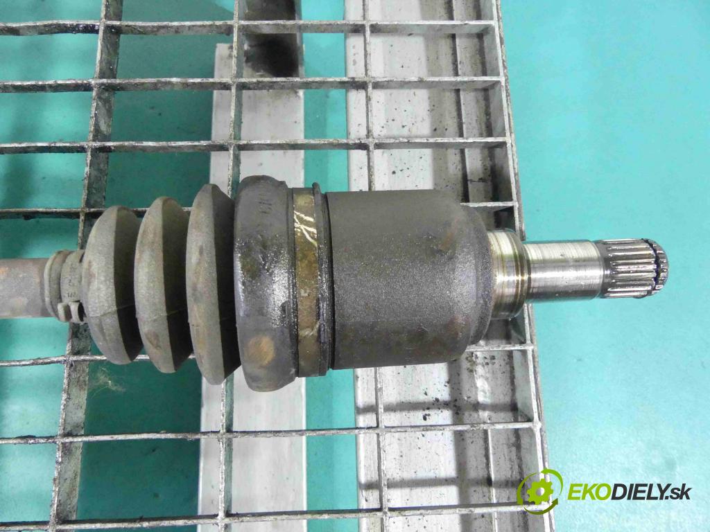 Fiat 500 2007-2020 1.2 69KM manual 51 kW 1242 cm3 3- poloos pravé  (Poloosy)