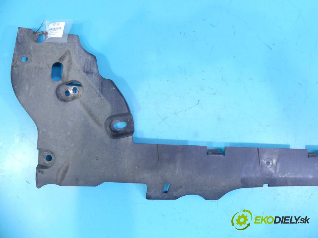 Renault Captur I 2013-2019 0.9 Tce 90 HP manual 66 kW 898 cm3 5- kryt plast 555826991R