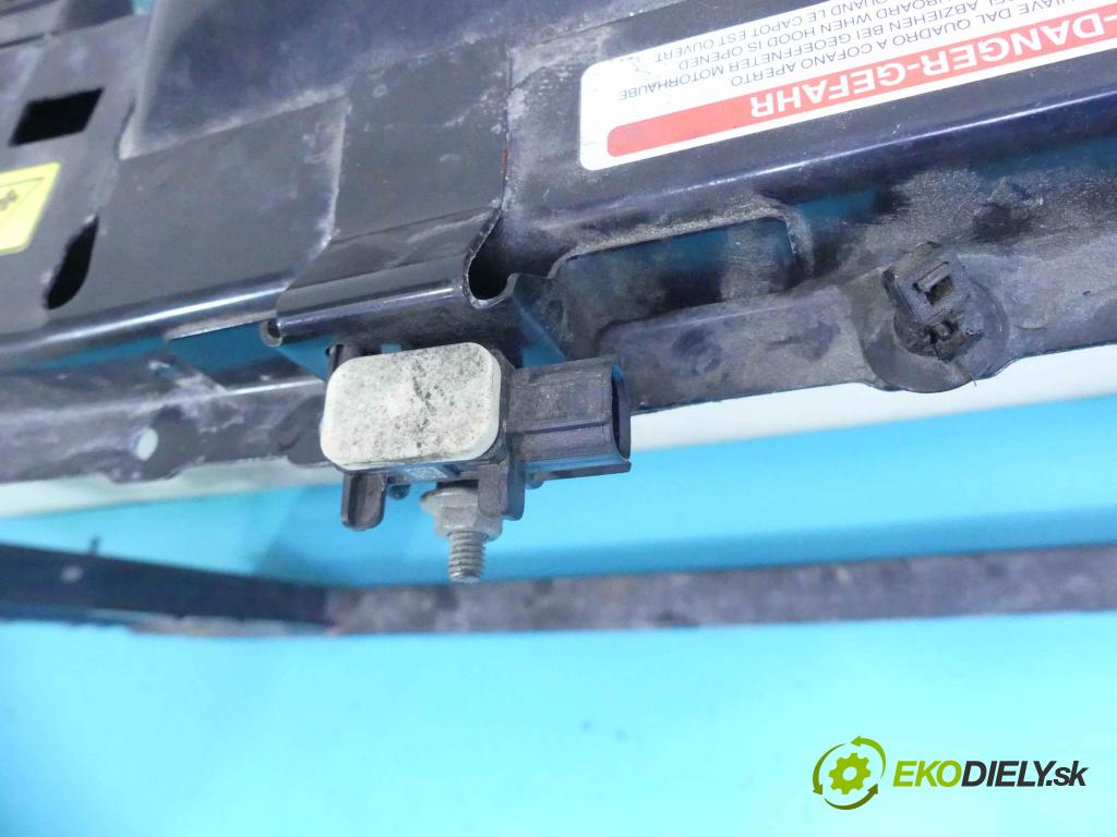 Alfa romeo Giulietta 1.4 T 170 hp manual 125 kW 1368 cm3 5- stěna přední  (Výztuhy přední)