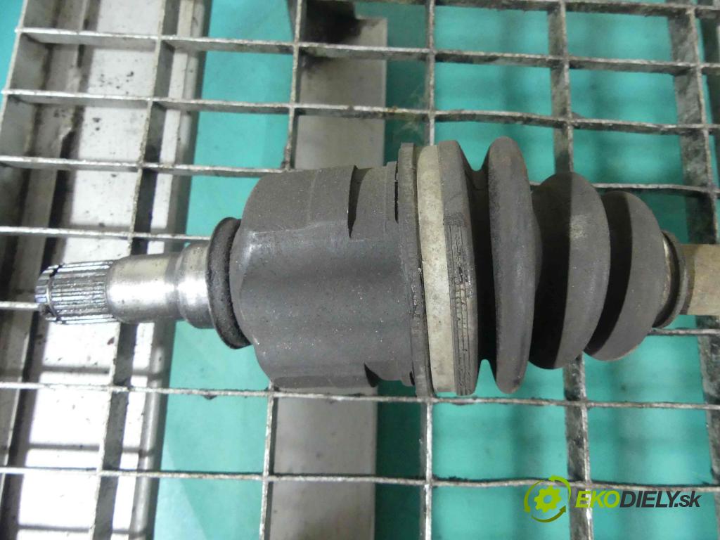 Toyota Yaris I 1999-2005 1.4 D4D 75 HP manual 55 kW 1364 cm3 3- poloos ľavé  (Poloosy)