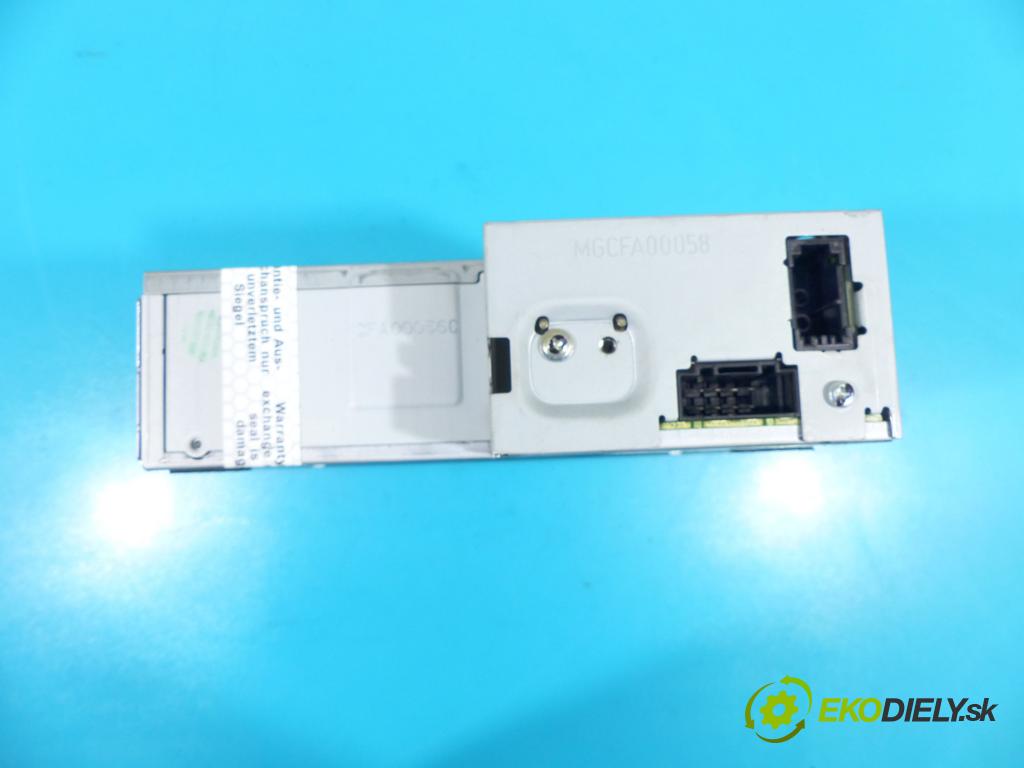 Audi Q7 2005-2015 4,2.0 tdi 326KM automatic 240 kW 4134 cm3 5- Menič: cd 4L0910110B (CD meniče)