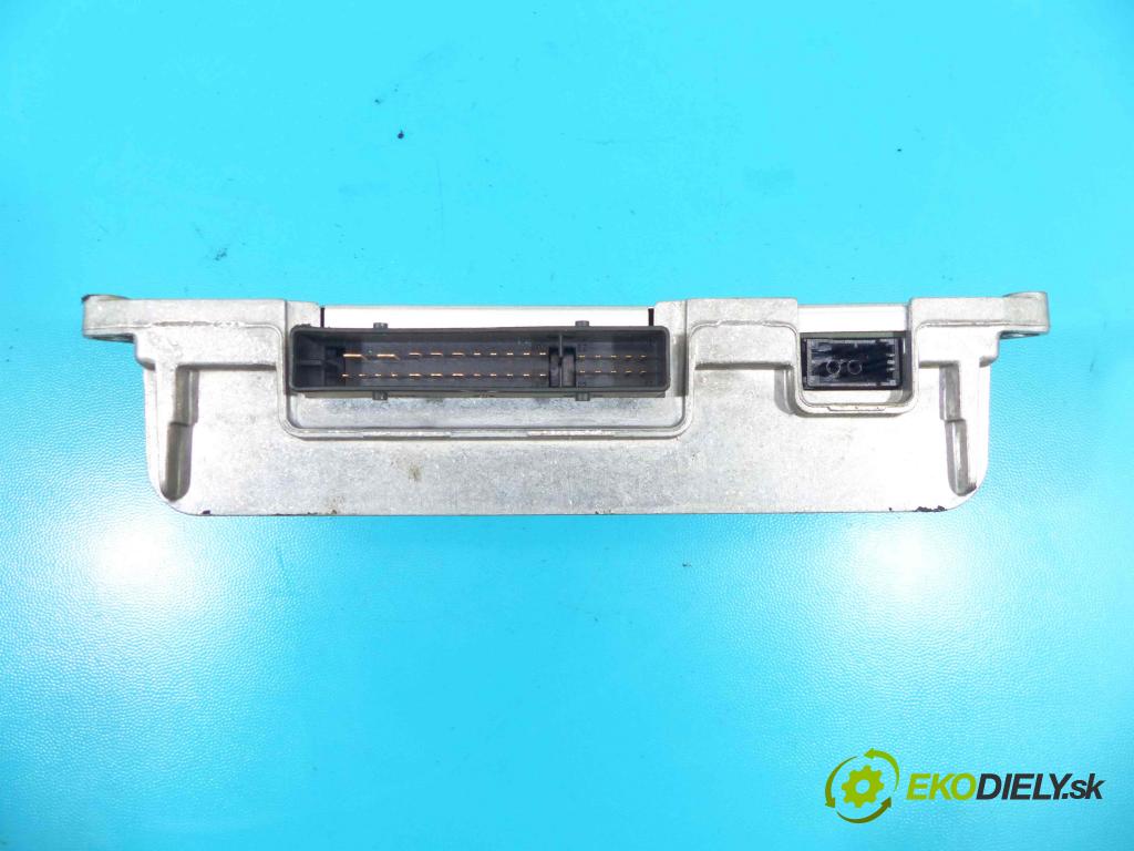 Audi Q7 2005-2015 4,2.0 tdi 326KM automatic 240 kW 4134 cm3 5- Zesilovač: 4L0910223K (Zosilňovače)