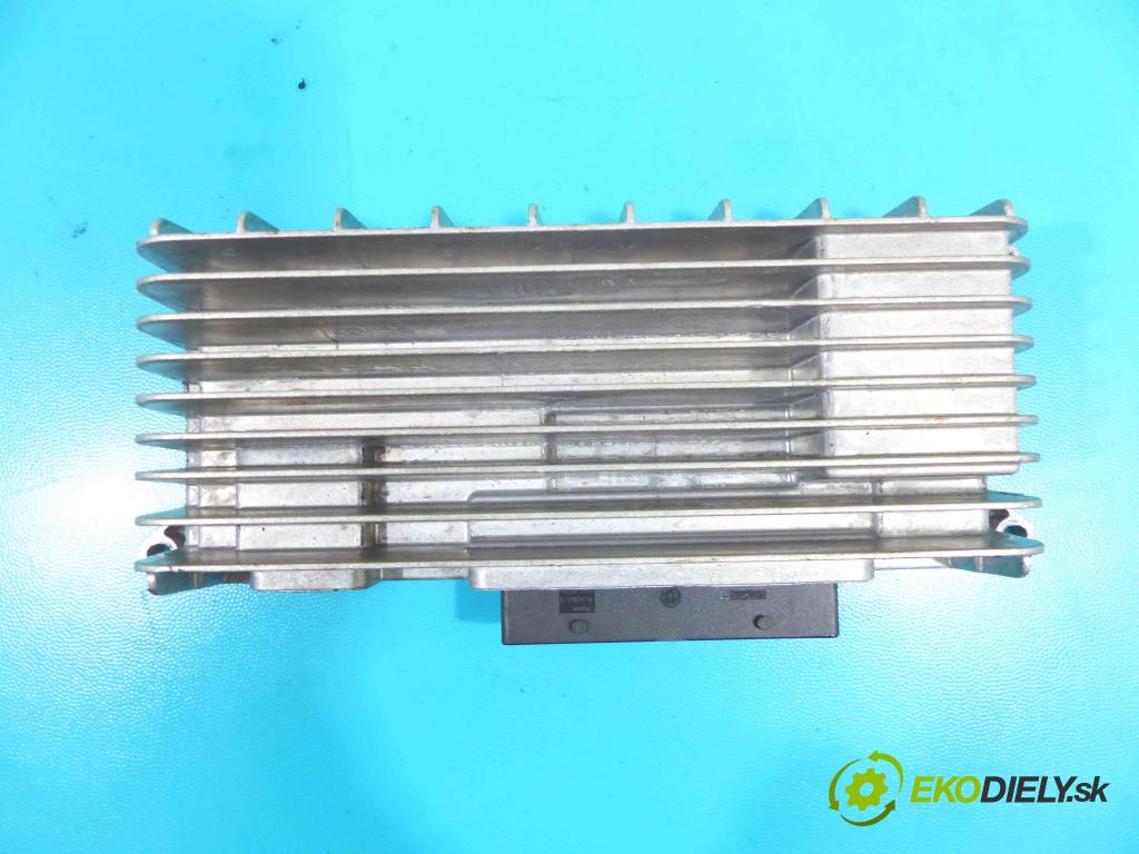 Audi Q7 2005-2015 4,2.0 tdi 326KM automatic 240 kW 4134 cm3 5- Zesilovač: 4L0910223K (Zosilňovače)