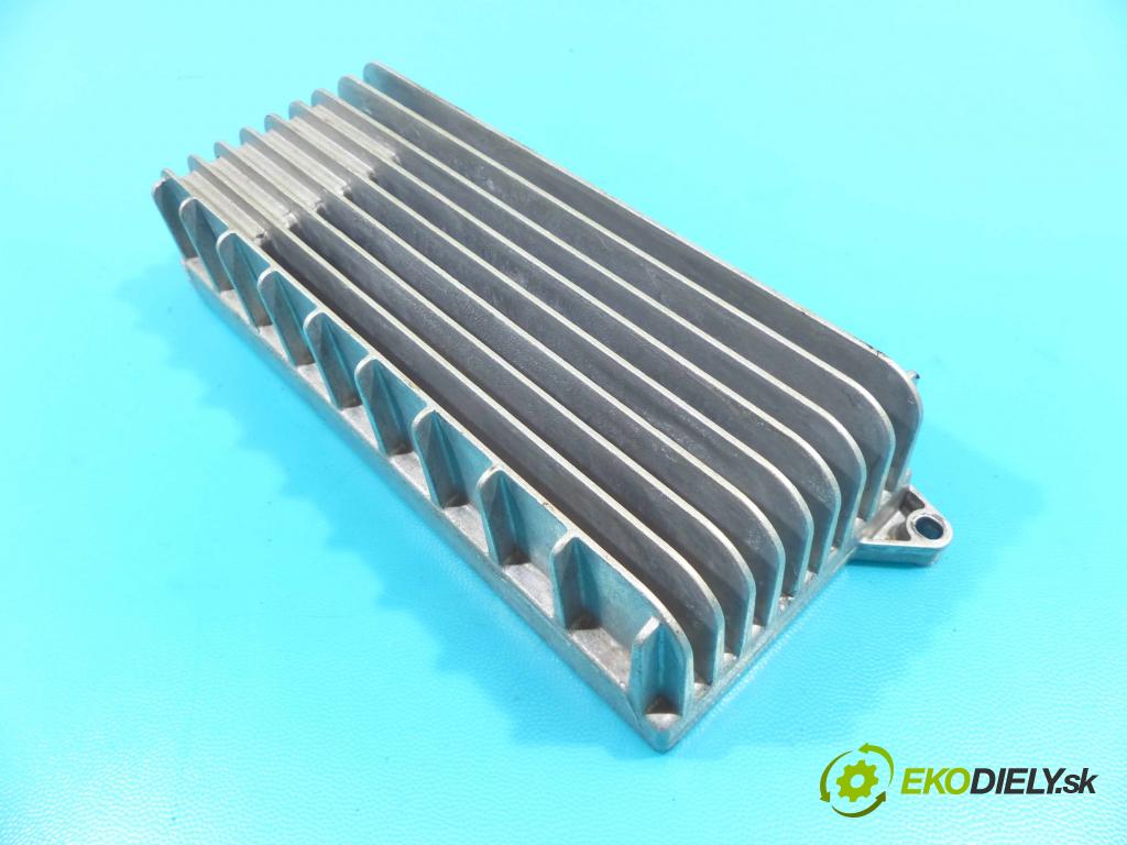 Audi Q7 2005-2015 4,2.0 tdi 326KM automatic 240 kW 4134 cm3 5- Zesilovač: 4L0910223K (Zosilňovače)