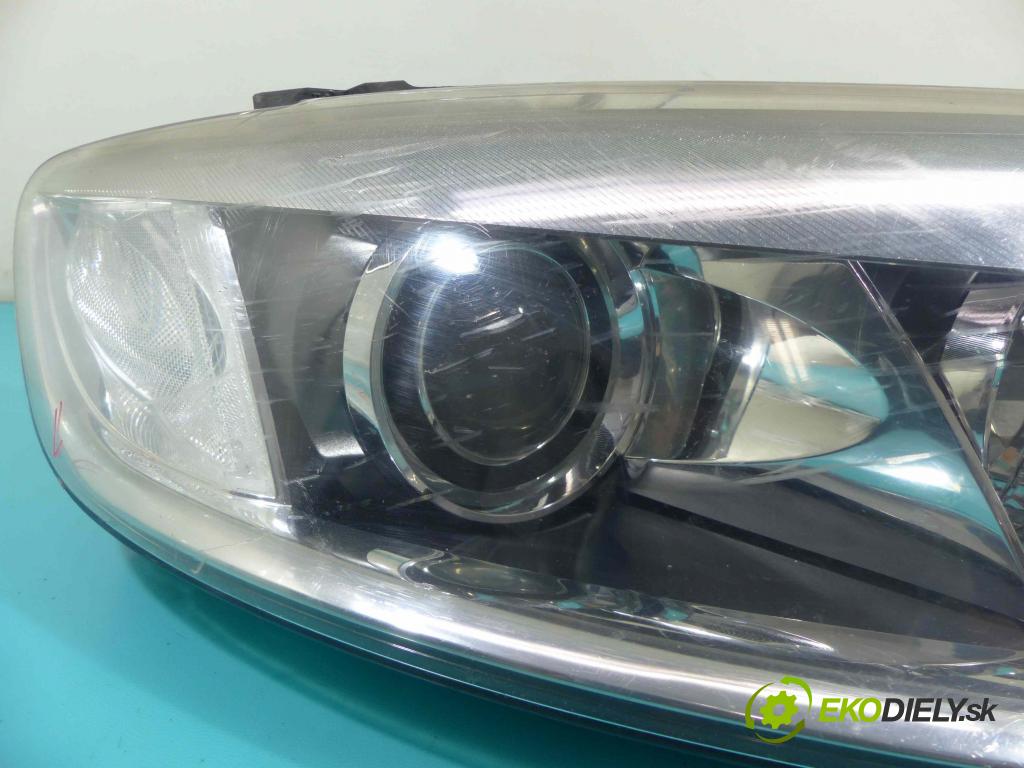 Audi Q7 2005-2015 4,2.0 tdi 326KM automatic 240 kW 4134 cm3 5- Reflektor: pravý 4L0941004B (Pravé)