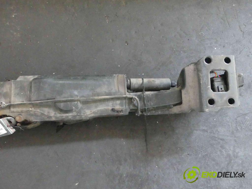 Audi Q7 2005-2015 4,2.0 tdi 326KM automatic 240 kW 4134 cm3 5- oko tažné 4L0803921H