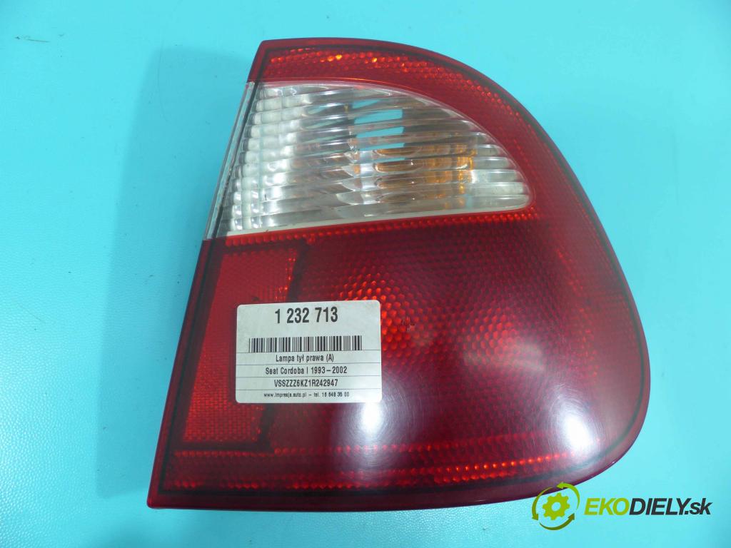 Seat Cordoba I 1993-2002 1.4 mpi 60 hp manual 44 kW 1390 cm3 4- světlo zadní pravé