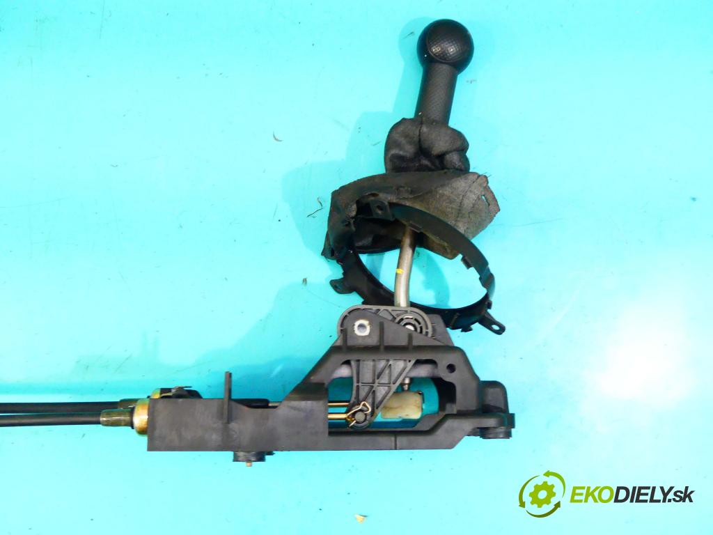 Chevrolet Spark II M200 2005-2010 0.8 52 HP manual 38 kW 796 cm3 5- Páka: Změny: stupeň,rýchlosť  (Rýchlostné páky / kulisy)