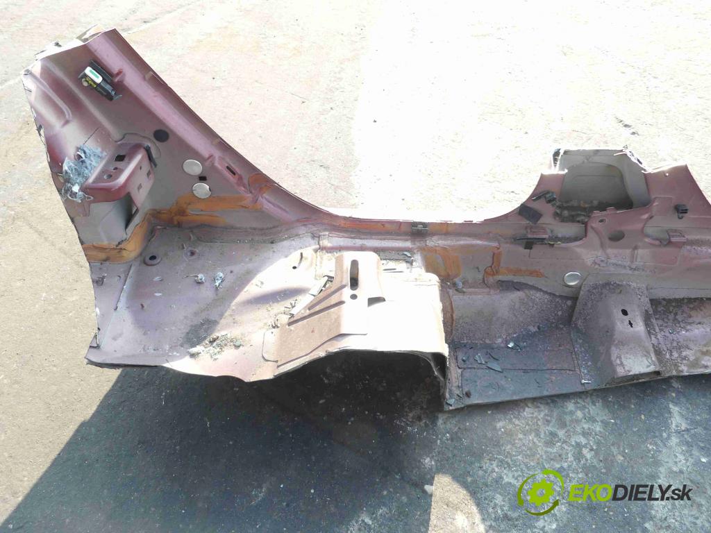 Volvo S60 II 2010-2018 2.0 T 203KM manual 149 kW 1999 cm3 4- práh levý (Ostatní)