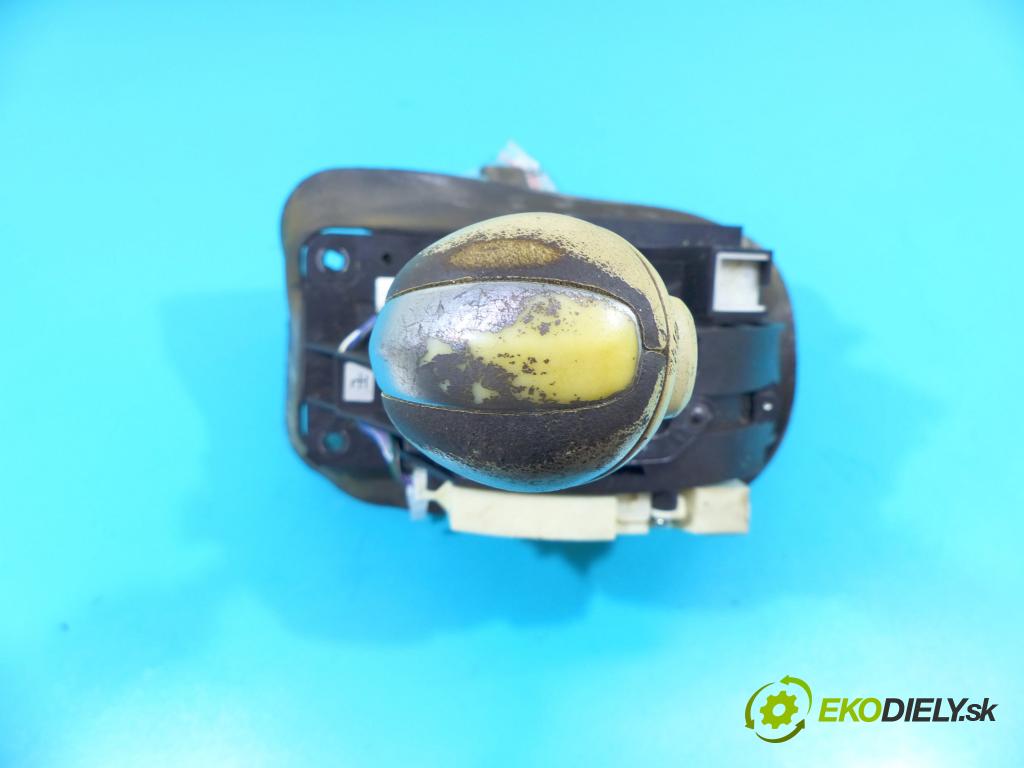 Infiniti FX II 2008-2017 3.0 V6 238HP automatic 175 kW 2991 cm3 5- Páka: Změny: stupeň,rýchlosť  (Rýchlostné páky / kulisy)