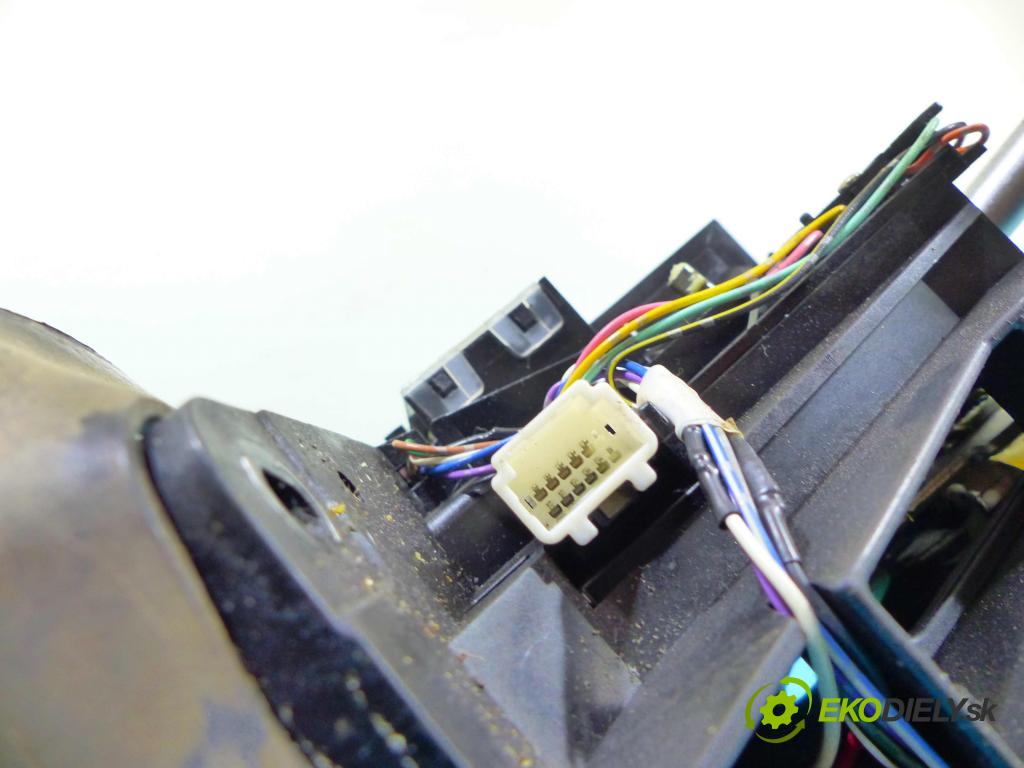 Infiniti FX II 2008-2017 3.0 V6 238HP automatic 175 kW 2991 cm3 5- Páka: Změny: stupeň,rýchlosť  (Rýchlostné páky / kulisy)