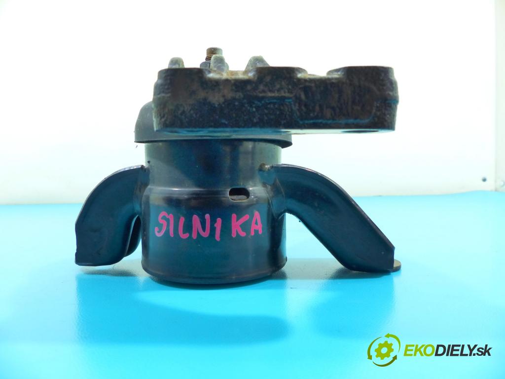 Kia Stonic 2017 - 1.2 16V 84KM manual 61,8 kW 1248 cm3 5- airbag motora  (Držiaky motora)