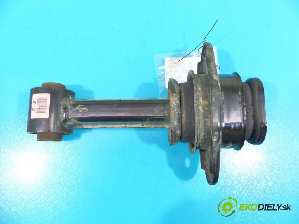 Kia Stonic 2017 - 1.2 16V 84KM manual 61,8 kW 1248 cm3 5- airbag motora  (Držiaky motora)