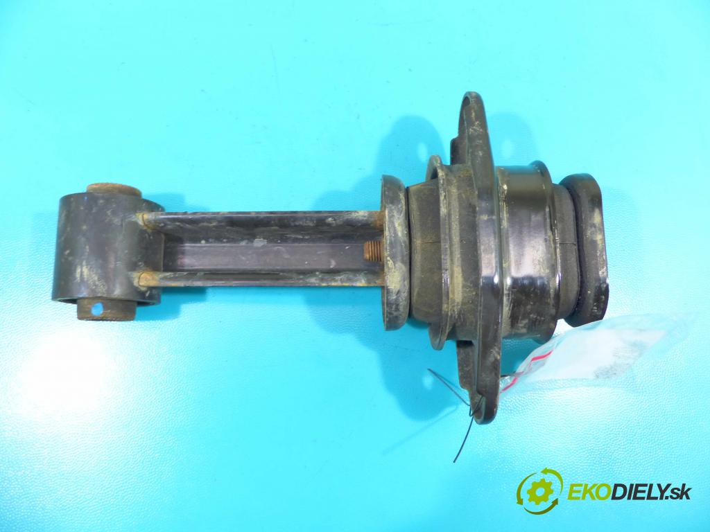 Kia Stonic 2017 - 1.2 16V 84KM manual 61,8 kW 1248 cm3 5- airbag motora  (Držiaky motora)