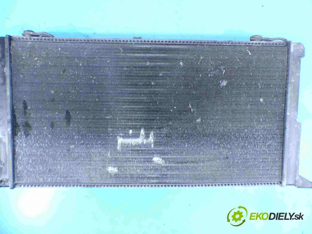 Audi 80 B3 1986-1991 1.8 karburátor: 88 HP manual 65 kW 1760 cm3 4- chladič  (Chladiče)