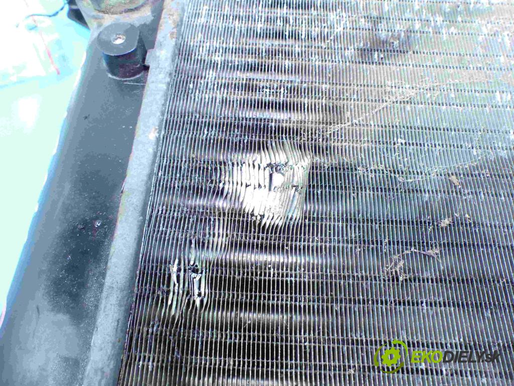 Audi 80 B3 1986-1991 1.8 karburátor: 88 HP manual 65 kW 1760 cm3 4- chladič  (Chladiče)