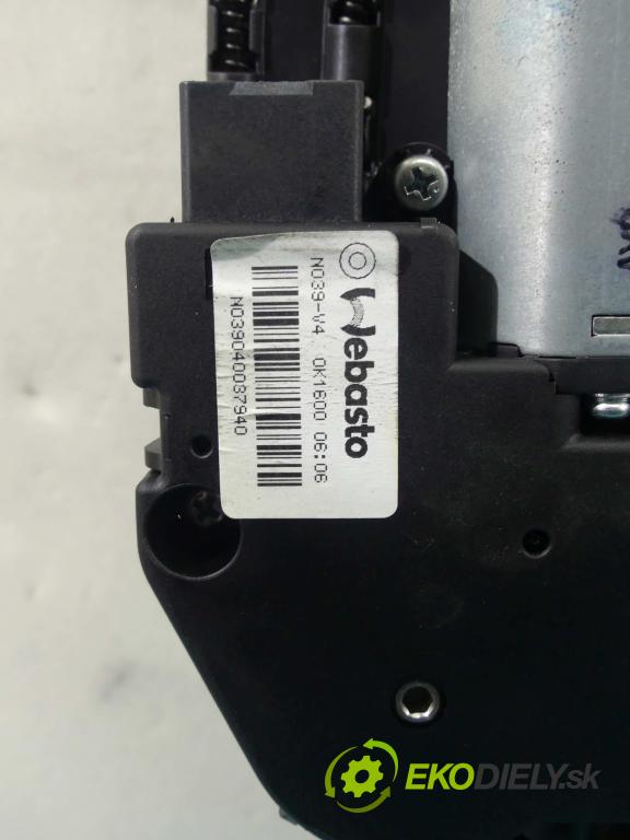 Infiniti FX II 2008-2017 3.0 V6 238hp automatic 175 kW 2991 cm3 5- Střešní okno:  (Okna karoserie)