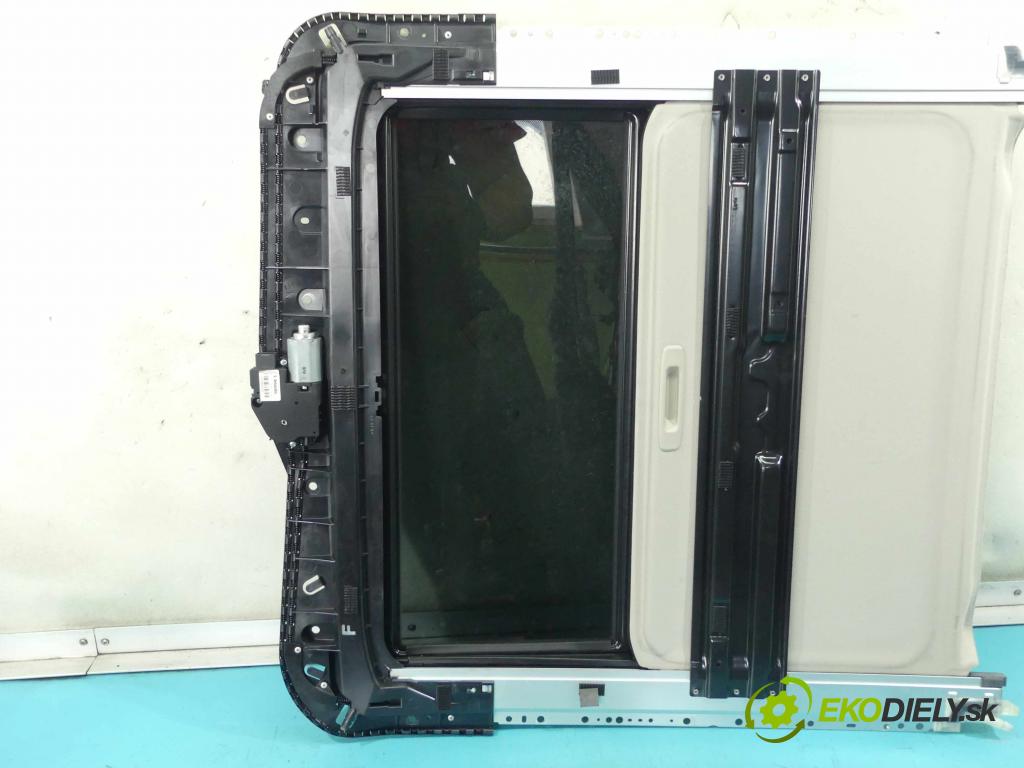 Infiniti FX II 2008-2017 3.0 V6 238hp automatic 175 kW 2991 cm3 5- Střešní okno:  (Okna karoserie)