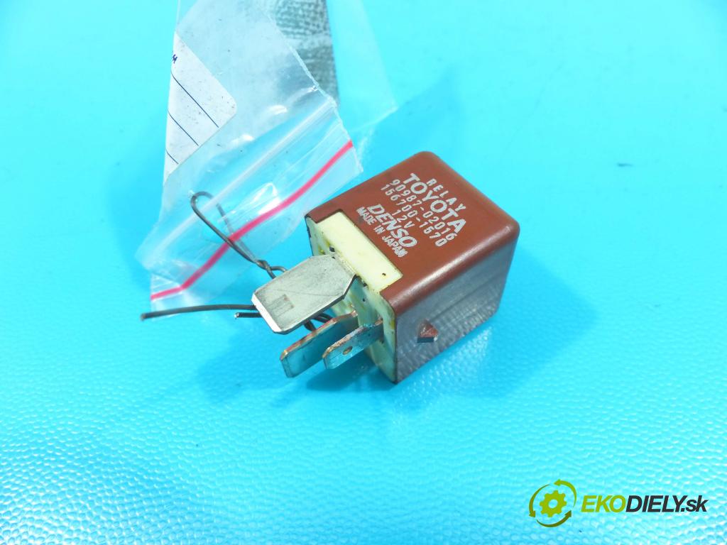 Toyota Avensis II T25 2003-2008 2.0 D4D 116 HP manual 85 kW 1995 cm3 5- Relé: 90987-02016 (Relé)