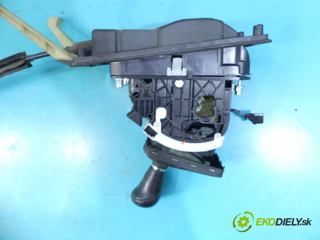 Audi Q7 2005-2015 4,2.0 tdi 326KM automatic 240 kW 4134 cm3 5- Páka: Změny: stupeň,rýchlosť 4L1713041J (Rýchlostné páky / kulisy)