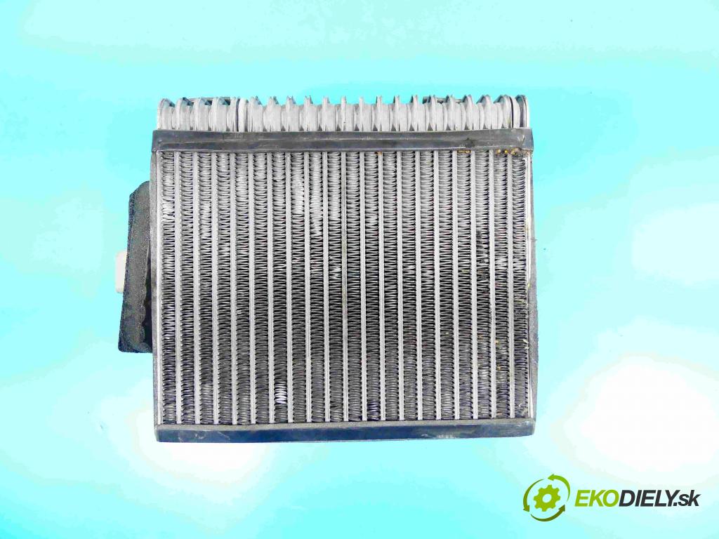 Audi Q7 2005-2015 4,2.0 tdi 326KM automatic 240 kW 4134 cm3 5- radiator 7H1820101C (Radiátory kúrenia)