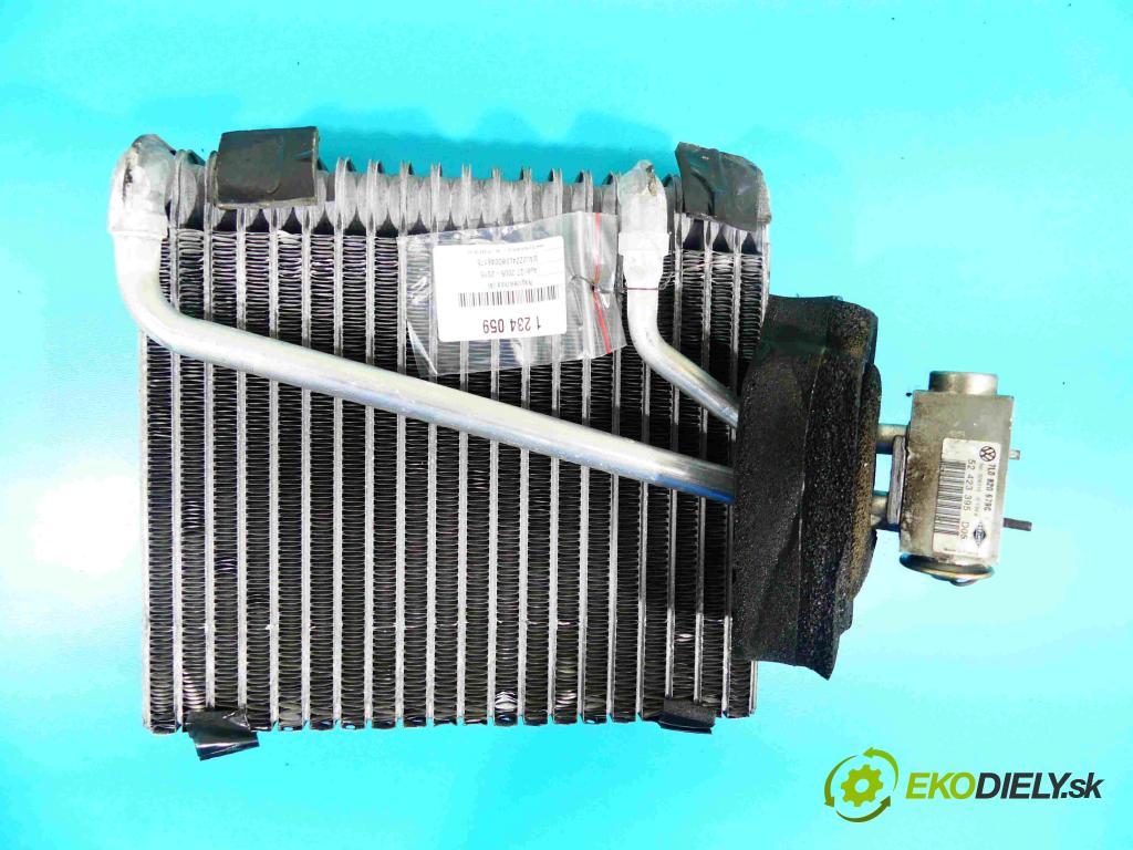 Audi Q7 2005-2015 4,2.0 tdi 326KM automatic 240 kW 4134 cm3 5- radiator 7H1820101C (Radiátory kúrenia)