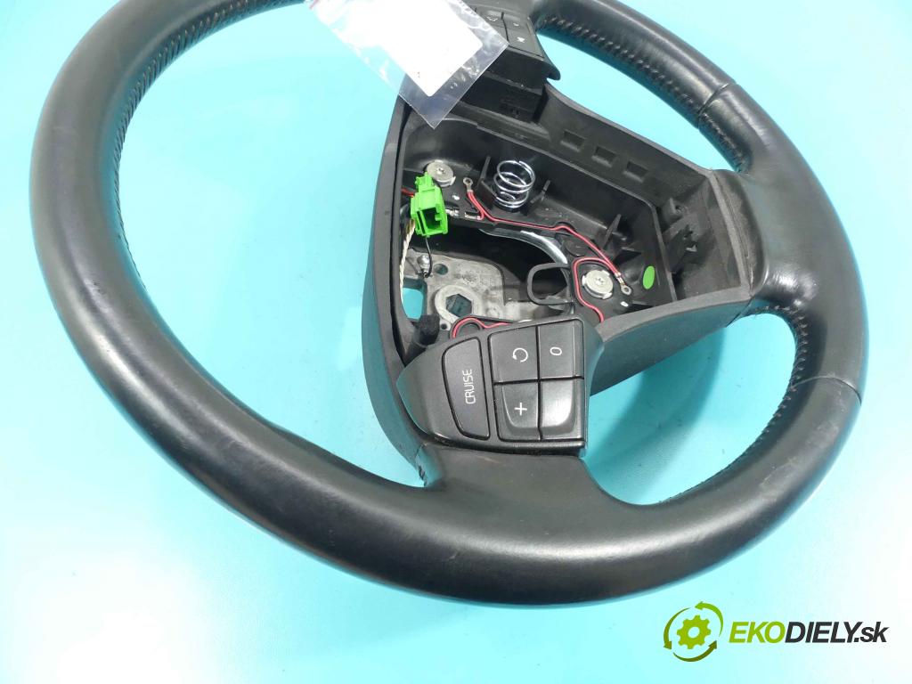 Volvo V50 2.0d 136 HP manual 100 kW 1997 cm3 5- volant  (Volanty)