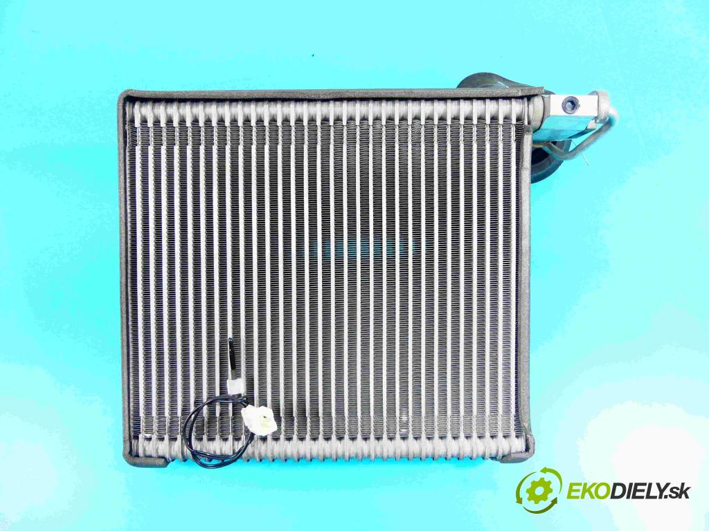 Infiniti FX II 2008-2017 3.0 V6 238HP automatic 175 kW 2991 cm3 5- radiator 922001HP0C (Radiátory kúrenia)